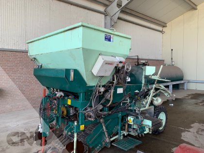 Plantmachine-Van Hienen