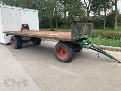 4 wielige platte wagen