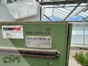 Foto van Chrysantenoogstmachine-Van den Berg