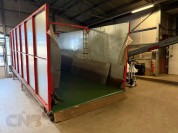 Foto van Complete inpaklijn met grote aanvoerbunker