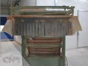 Foto van Elevator met poetsmachine-Compas